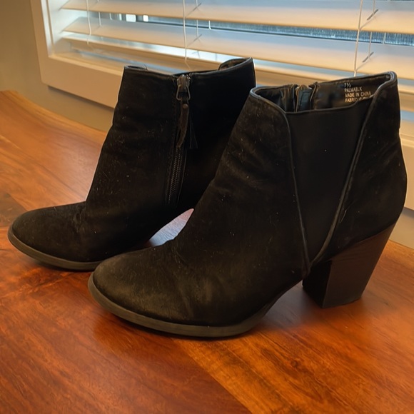 Fall booties. Used. - Picture 2 of 4